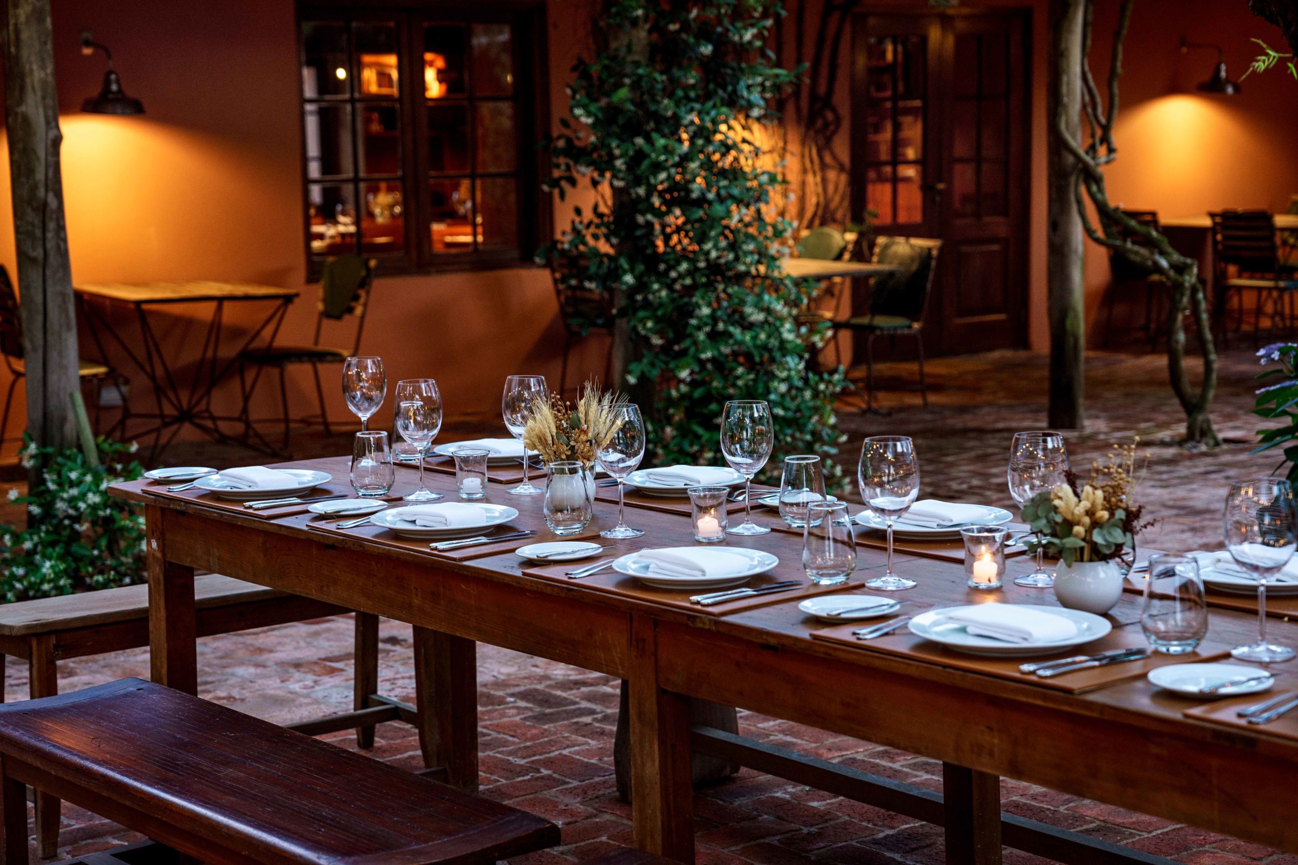 Jantar & Fogo no Pátio Las Piedras