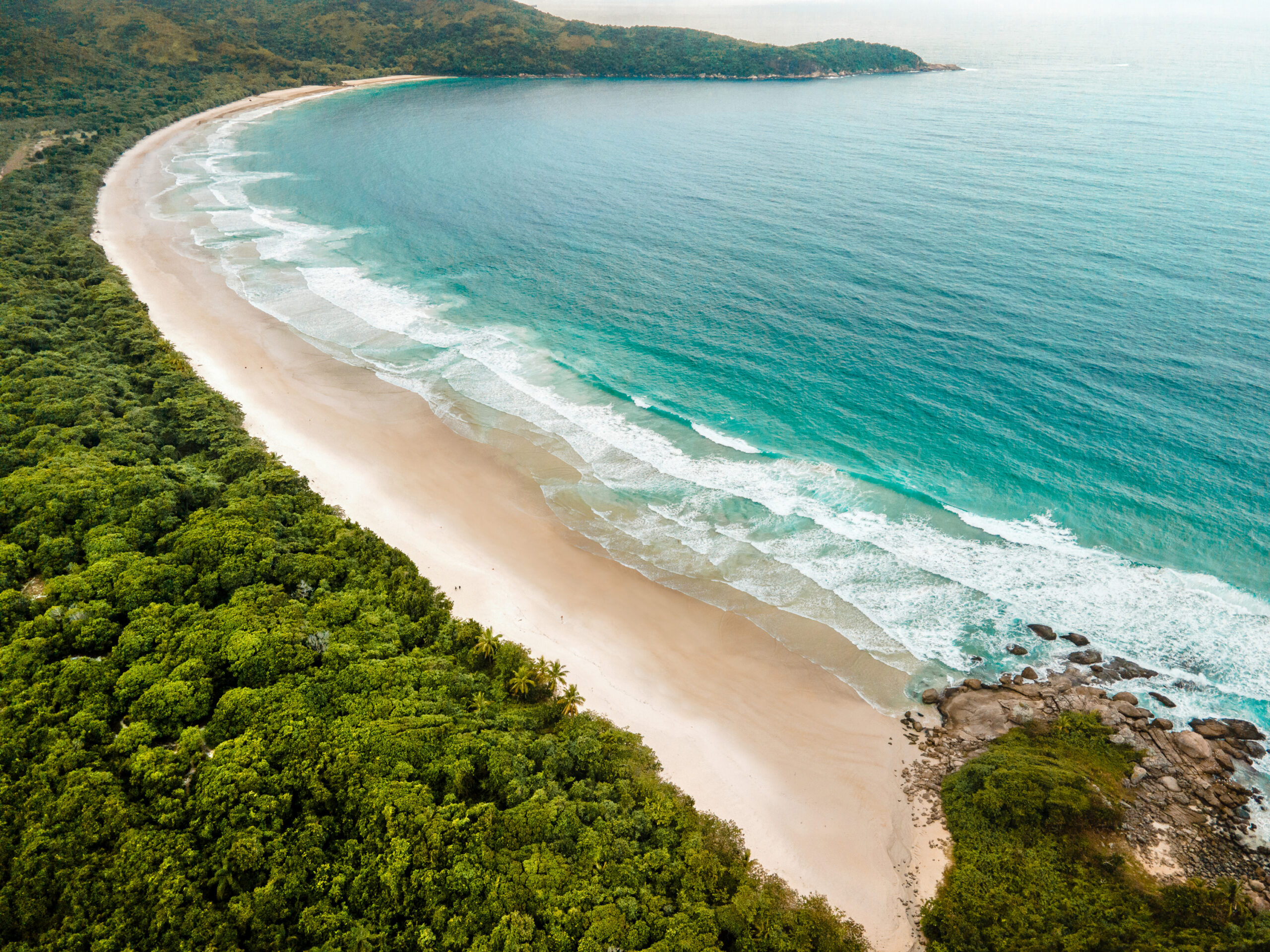 Surfe em Lopes Mendes