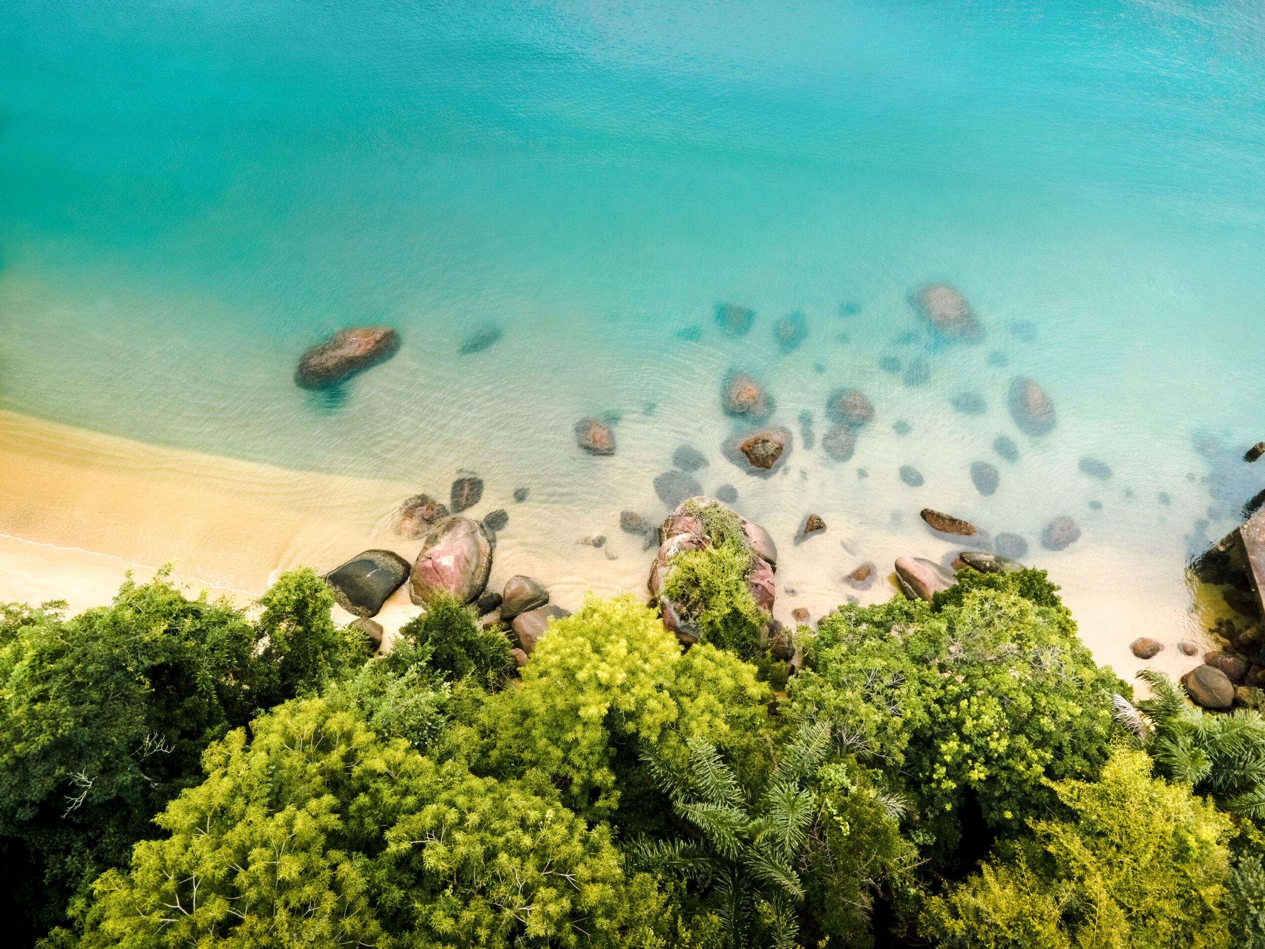 Praia Mangues (Caminhada Secreta)